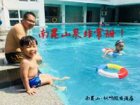 龙门南昆山枫叶假日酒店 - 室外游泳池