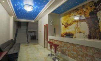 Ejin Banner Doulin Business Hotel