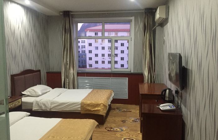 Chengde Hongxu Hotel