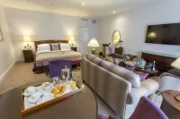 Swan's Nest Hotel