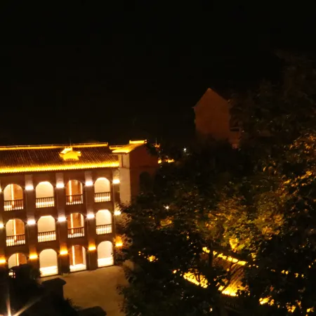 Suiyue Tucheng Hotel