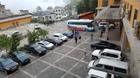 Yunti Hotel - parkir