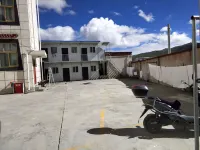 Gongji Hotel