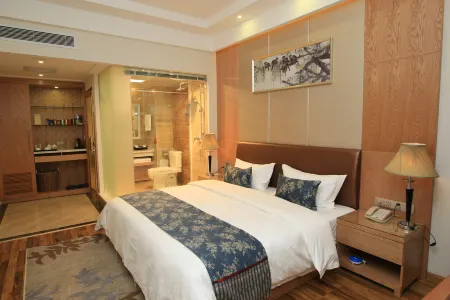 Pula Guoji Hotel Отели рядом с достопримечательностью «Kunming University»