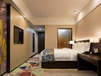 潮漫酒店(广州南站南浦地铁站店) - 品质致选大床房