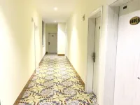 Hechi Xinhui Hotel