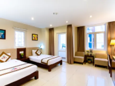 Hoang Sa Hotel Hotels near Pho Da Temple