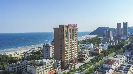 Yangjiang Guanhua Hotel (Hailing Island Dajiaowan)