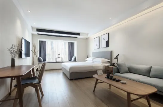 Luyin Hotel (Chongqing Changjiahui) Hotels near Tanzishi Department Store