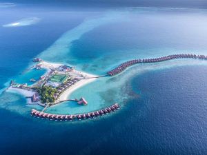 Grand Park Kodhipparu Maldives - Child Stay & Eat Free Until 30 Nov 2024