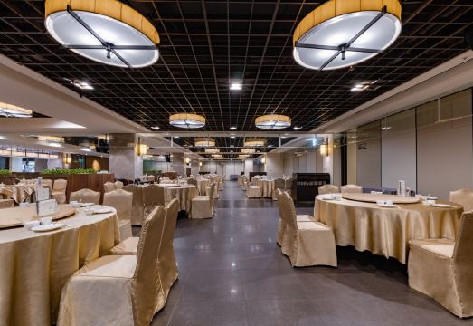 그레이트 루츠 부대시설