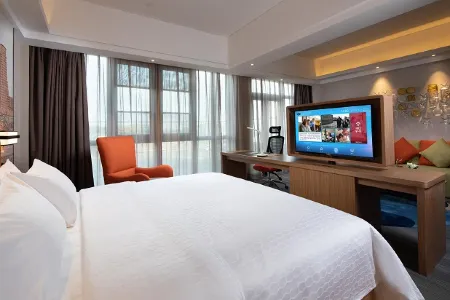 햄튼 바이 힐튼 르자오 동이 타운