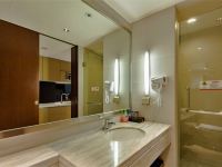 橙堡酒店公寓(成都新会展环球中心店) - 温馨大床房