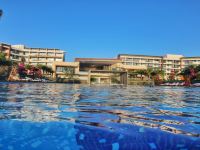 海南兴隆希尔顿逸林滨湖度假酒店 - 室外游泳池
