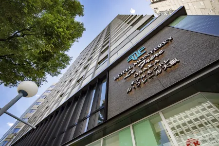 Hotel Monterey le Frere Osaka Отели рядом с достопримечательностью «Shin Umeda City»