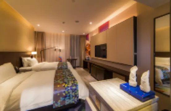 潮宸酒店（清遠義烏商貿城店）