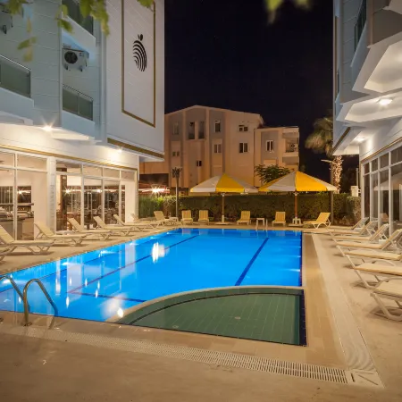 Golden Orange Hotel