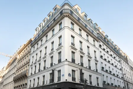 Hotel Joséphine by HappyCulture Paris Отели рядом с достопримечательностью «Мулен Руж»