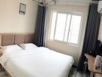 恋家酒店(贵阳高铁北站店) - 温馨大床房