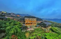 Longji Terrace Lvying Homestay 룽지 계단식논 자연경관지구/고대 장족마을 호텔