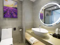 Lavande Hotels (Zhangjiajie City Center Bofu Plaza) Hotels in Zhangjiajie