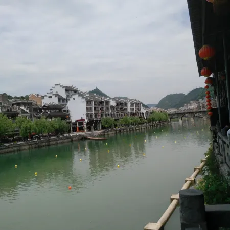 Qianyuan Hotel