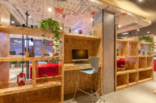 Ibis Hotel (Wuhan Simenkou Yellow Crane Tower Subway Station)