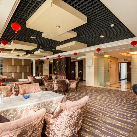 TOWO Topping Hotel (Pingliang Kongtong District West Bus Station Branch)