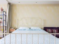 开心公寓(上海周浦万达店) - 精致舒适一室大床房