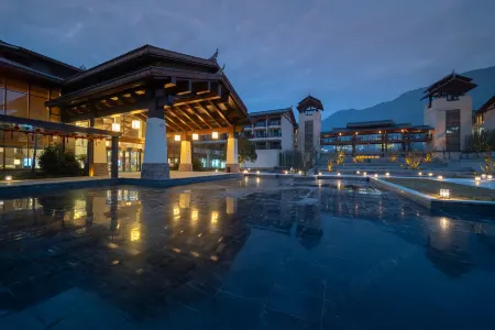 Shiqian Fodingshan Hot Spring Town Yutangsheng Hot Spring Resort Hotel
