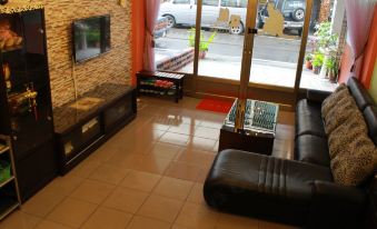 Kangaroo Homestay Backpacker Inn