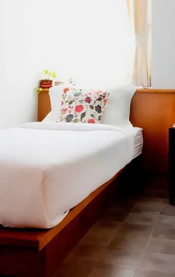 ห้องพักเดี่ยวห้องน้ำรวม