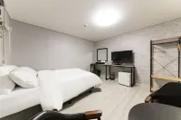 イッツ W