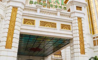 Royal Seaside  Hotel and Hot Springs Xiamen