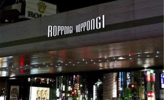 Roppongi Apartment