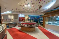 Joy Wanjia Hotel (Wuyi Mould City Jiayuan Plaza)