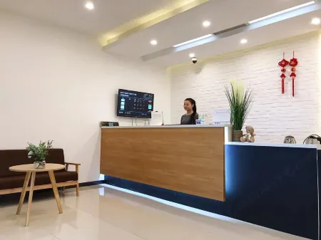 99 Inn (Shanghai Jianchuan Road) Отели рядом с достопримечательностью «Auxiliary Wharf of Shuitou International Rock City»