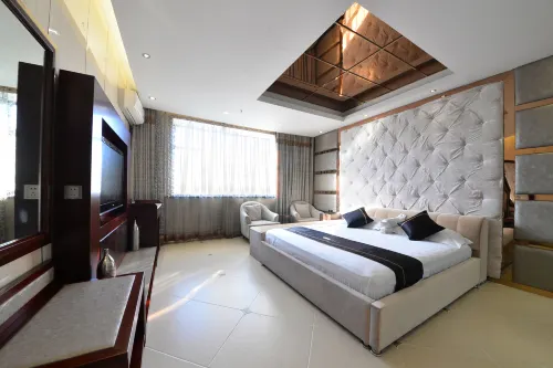 Wanhao Hotel Hotels in Hailun