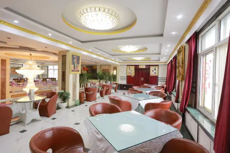 LANZHOUSHIYUANHOTEL Отели рядом с достопримечательностью «Lanzhou University of Finance and Economics Longqiao College»