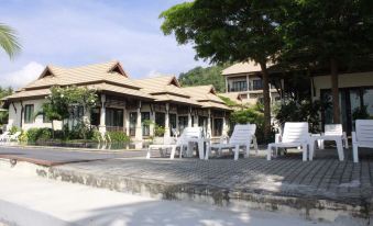 Poolsawat Villa