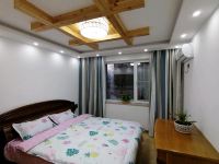 沈阳空港速航公寓 - 两室一厅木质房