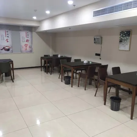 Huifeng Hotel