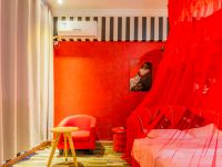成都斑驳时尚酒店式公寓 - 红色激情圆床房