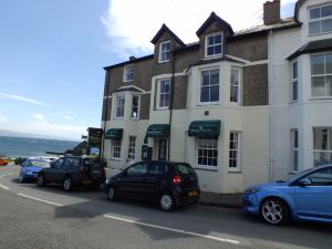 The Moelwyn Hotel & Restaurant