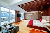 Zichen Boyue Hotel Hotels in Basu