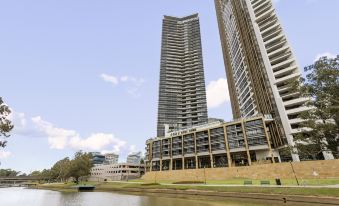 Meriton Suites Church Street, Parramatta