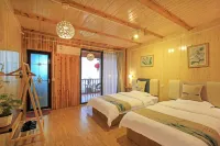 15/5000  Lung Chi Hospital (ShaoLok Shop, Lung Chi Terraces, West Hills)