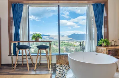 Yunshuizan Xueshan Feihu Xingguan Hotels in Yulong Snow Mountain Scenic Area