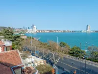 青島幸町德式海景別墅（琴嶼路海軍博物館景區店） 青島海底世界附近的飯店