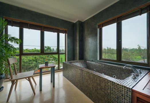 호이안 리조트 수영장 전경